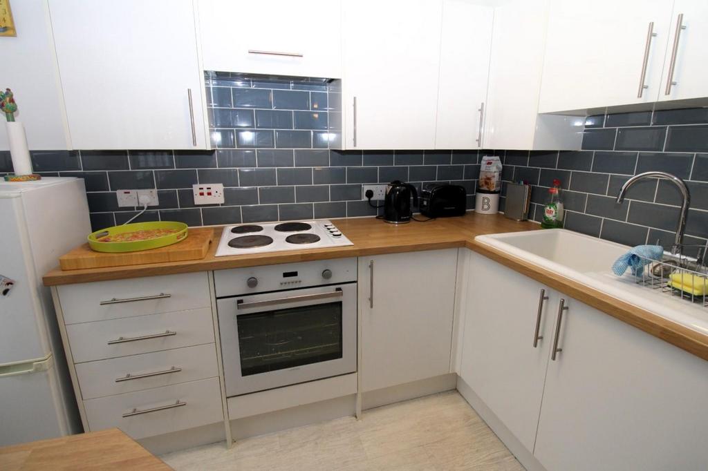 Kitchen1.jpeg