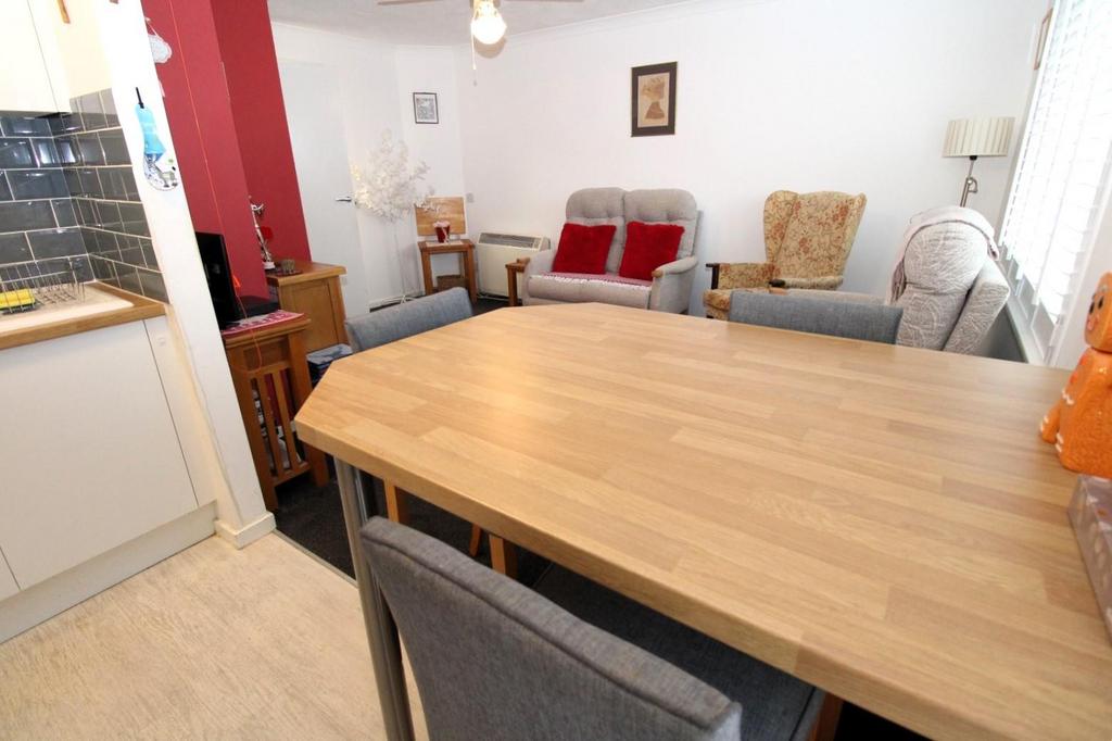 Lounge3.jpeg