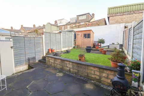 3 bedroom end of terrace house for sale, Kershaw Street, Glossop SK13