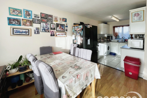 3 bedroom terraced house for sale, Abbey Road, Basingstoke, Hampshire