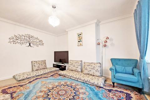 2 bedroom flat for sale, High Mead, Harrow HA1