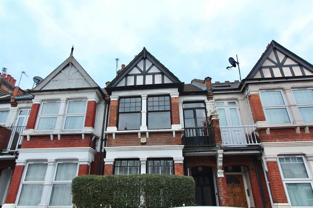 St. Margaret's Avenue, N15