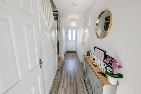 60 Airfield Way, Weldon, Corby, NN17 3LX