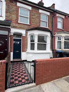 2 bedroom terraced house to rent, Edmonton , N18 1RH