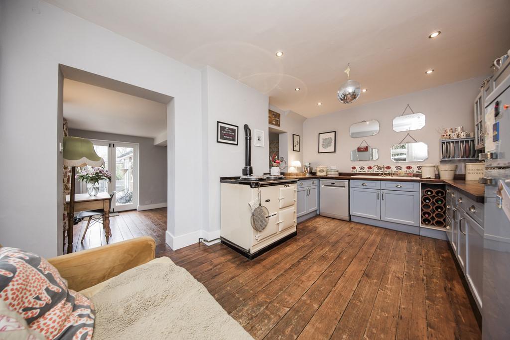 Kitchen 1