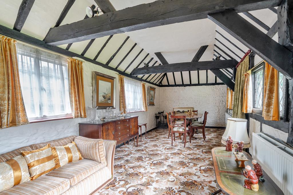 Reception Room/Dining Room