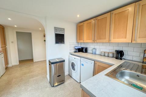 10 Cornhill Avenue, Hockley, SS5 5BZ