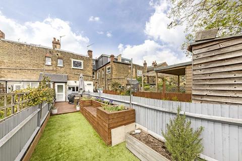 123a Carlyle Road, London, W5 4BP