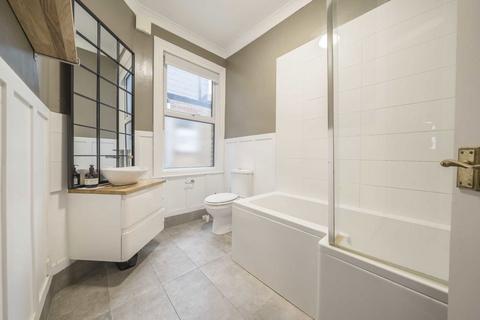 123a Carlyle Road, London, W5 4BP