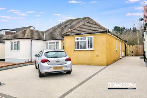 18 Renton Drive, Orpington, BR5 4HH