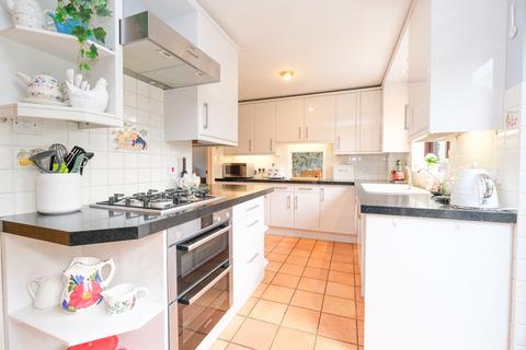 5 bedroom detached house for sale, Berrylands, Orpington