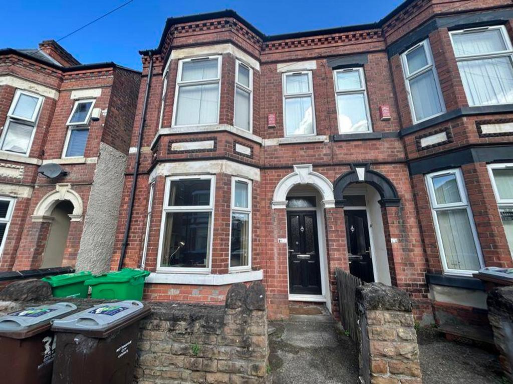 A charming exterior view of a well-maintained p...
