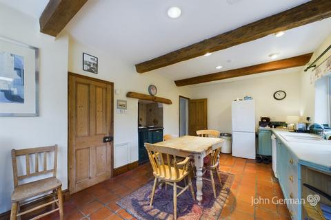 3 bedroom detached house for sale, Sudbury Road, Yoxall