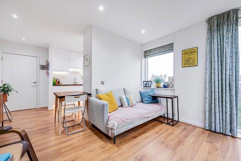 1 bedroom flat for sale, Market Road, London N7