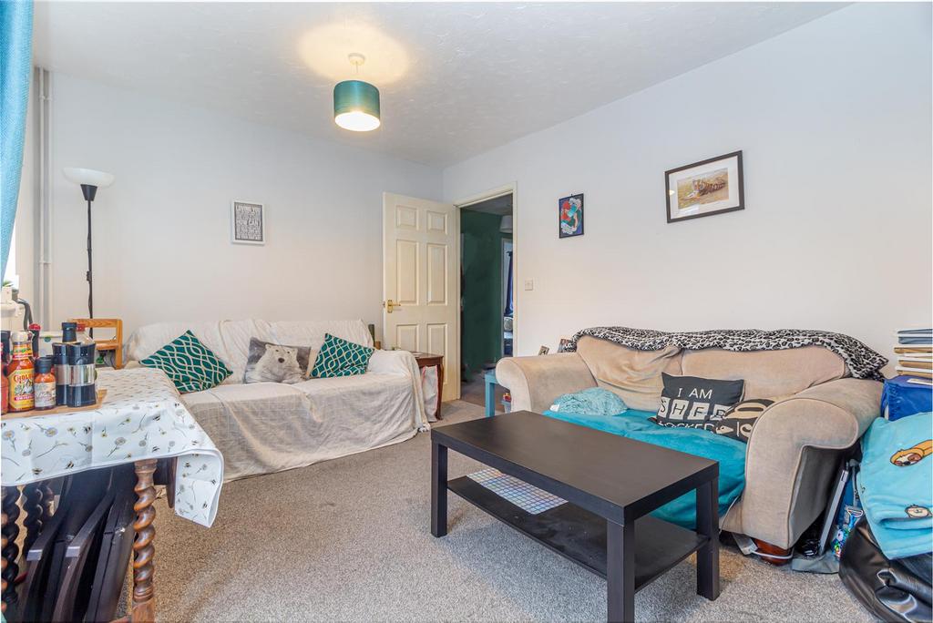 Living-room-3.jpg