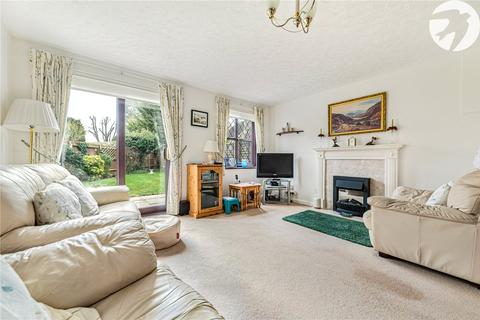 6 Redding Close, Dartford, DA2 6NB