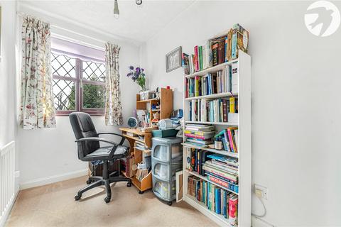 6 Redding Close, Dartford, DA2 6NB