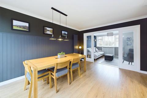8 Bush Hay, Churchdown, Gloucester, GL3 2QR
