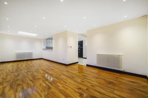 4 bedroom semi-detached house to rent, Hankins Lane, London