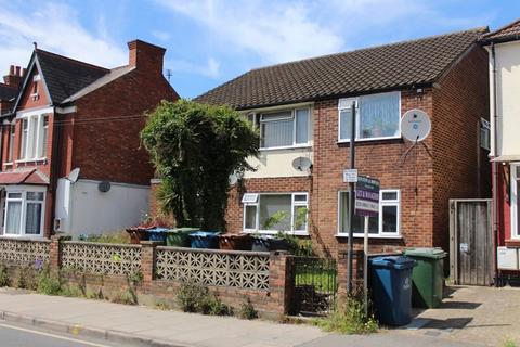 2 bedroom ground floor maisonette to rent, Locket Road, Harrow