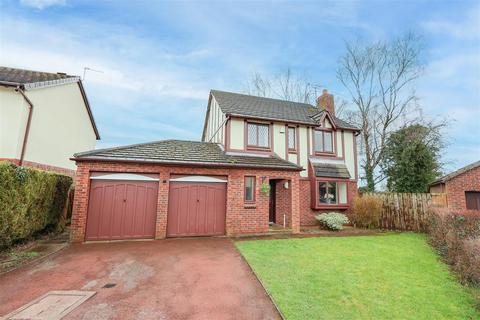 4 bedroom detached house for sale, Kirkby Drive, Ripon