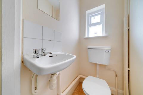 6 bedroom apartment to rent, Lower Clapton Road, London