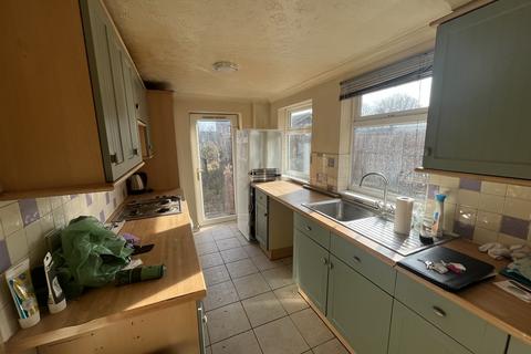 3 bedroom semi-detached house for sale, Park Avenue, Spalding