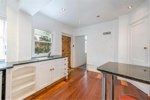 5 bedroom terraced house for sale, 84 Staplegrove Road, Taunton