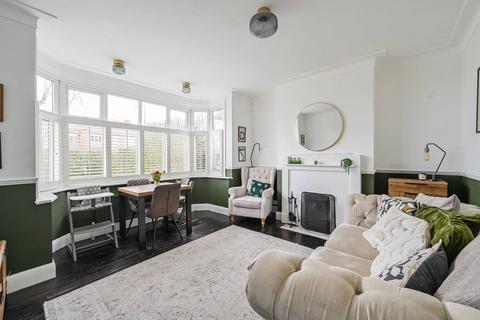 2 bedroom maisonette for sale, Lambourne Gardens, Chingford, London, E4