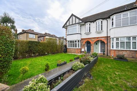 2 bedroom maisonette for sale, Lambourne Gardens, Chingford, London, E4