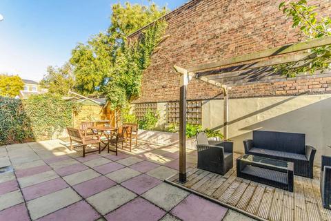 4 bedroom terraced house for sale, Legion Close, Islington, London, N1