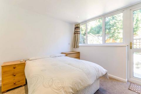 4 bedroom terraced house for sale, Legion Close, Islington, London, N1