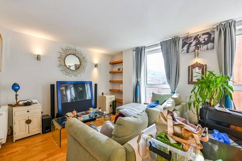 2 bedroom flat to rent, Enfield Road, De Beauvoir Town, London, N1