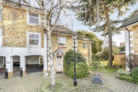 2 bedroom house for sale, White Heron Mews, Teddington TW11