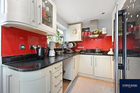 2 bedroom maisonette for sale, Tavistock Road, Perivale, Middlesex, UB6