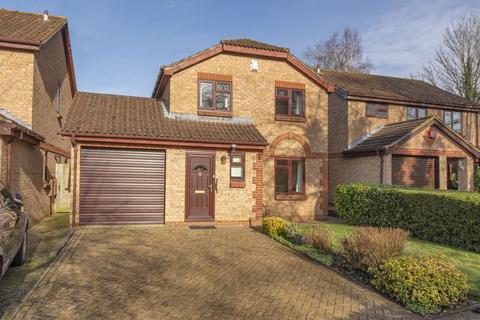 4 bedroom detached house for sale, Town Acres, Tonbridge, TN10 4NG