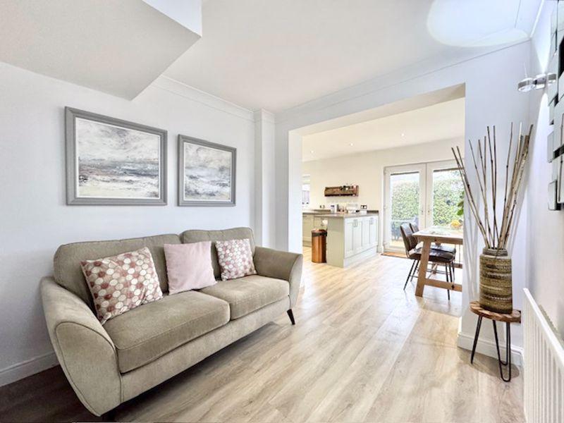 Living area to...