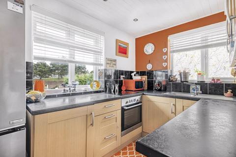 2 bedroom flat for sale, Basing Drive, Bexley