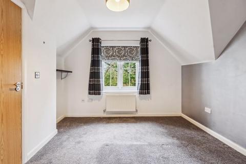 2 bedroom apartment to rent, Farnham Common First Floor 2 Bedroom 2 Bathroom Apartment £1495pcm