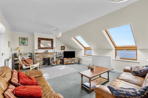 3 bedroom end of terrace house for sale, Hodders Way, Saltash PL12