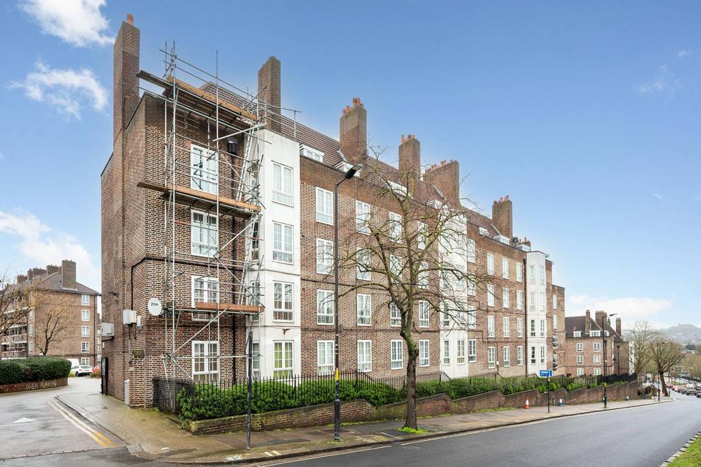 dog-kennel-hill-estate-east-dulwich-3-bed-flat-to-rent-2-600-pcm
