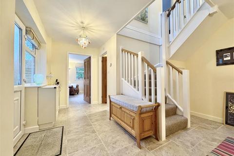 8 Dozmere Close, Feock, Truro, TR3 6RL