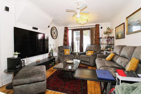 162 Ingram Road, Walsall, WS3 3AE