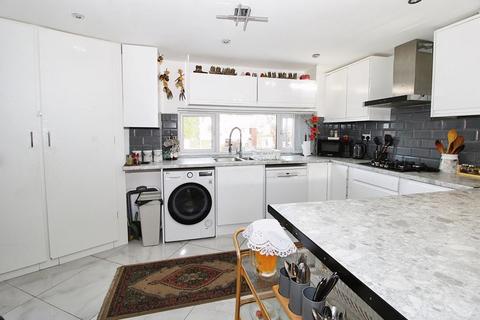 162 Ingram Road, Walsall, WS3 3AE
