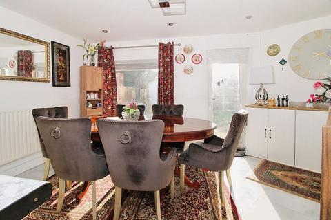 162 Ingram Road, Walsall, WS3 3AE