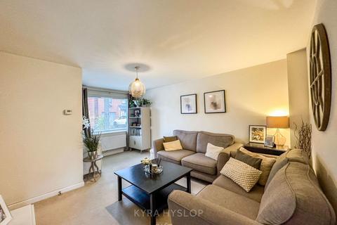 17 Barnade View, Tithebarn, Exeter, EX1 3ZB