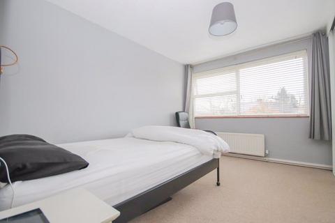 2 bedroom apartment for sale, Ardleigh Court, Shenfield, Brentwood CM15