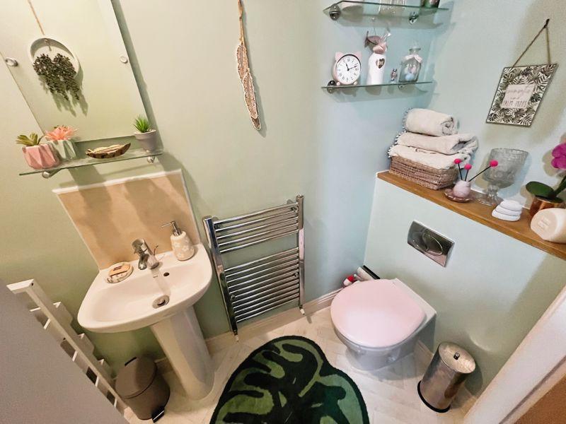 Downstairs shower