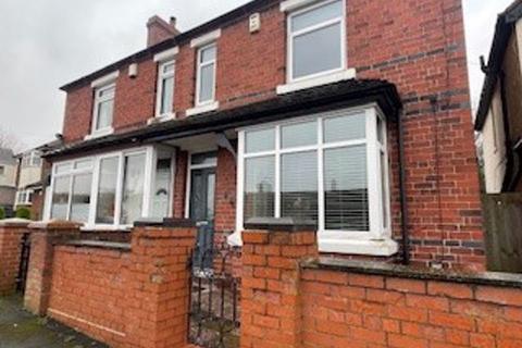 2 bedroom semi-detached house to rent, 9 Hollyhurst Road, Telford