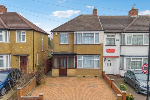 3 bedroom end of terrace house for sale, Carr Road, Northolt